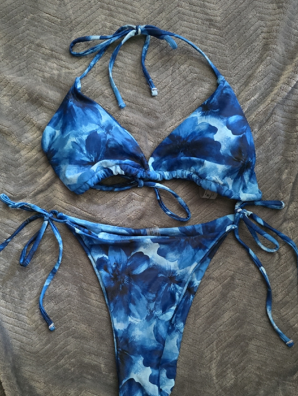 SHEIN Blue Floral Tie-Side Triangle Bikini